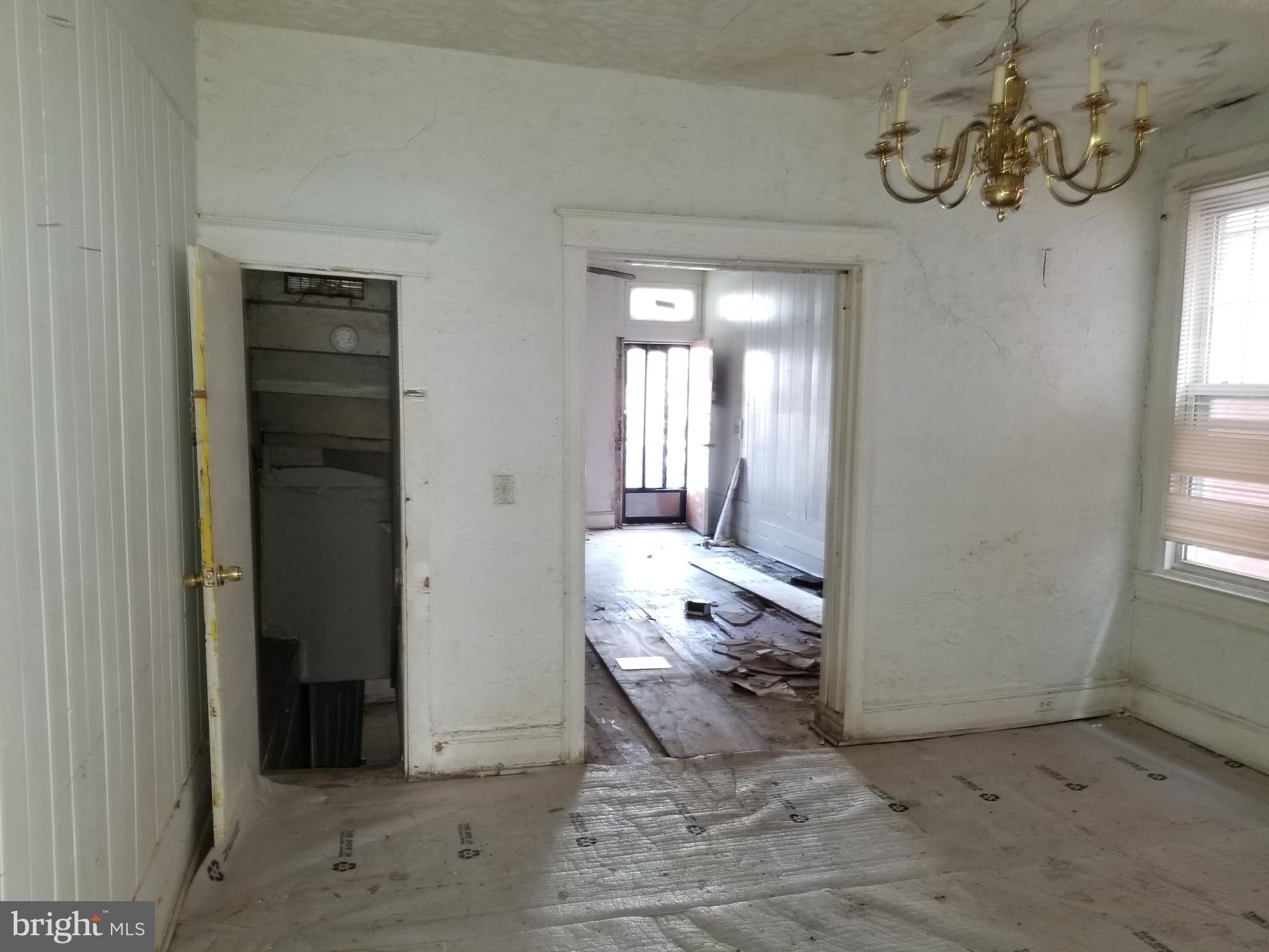 3007 Presstman Street Baltimore, MD 21216 - Photo 8 of 14