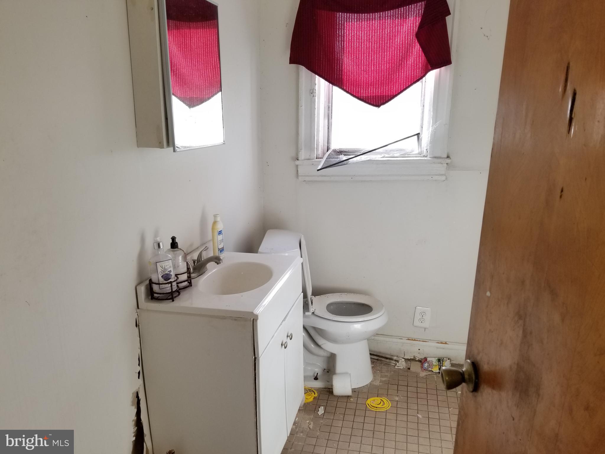3007 Presstman Street Baltimore, MD 21216 - Photo 9 of 14