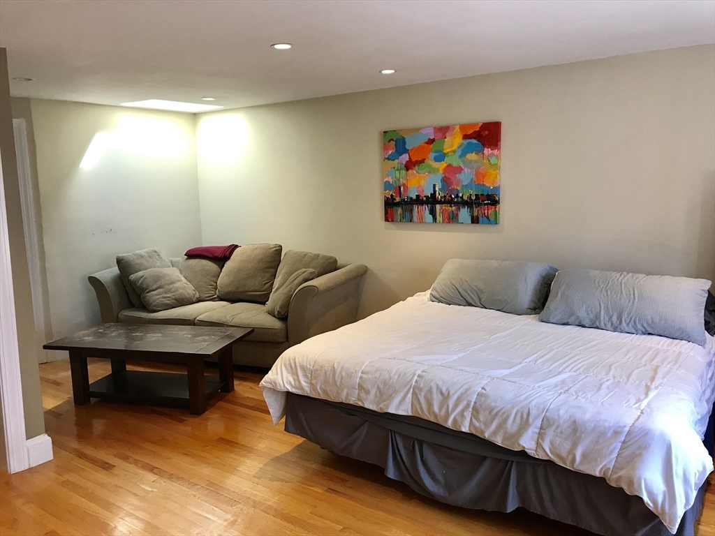 76 Commonwealth Avenue, Unit 12 Boston, MA 02116 - Photo 5 of 8
