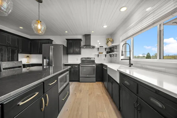 $475,000 | 970 Rolling Greens Lane, Hutchinson, MN 55350