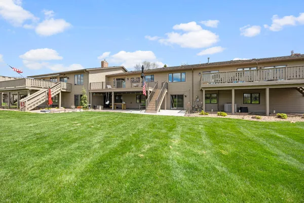 $475,000 | 970 Rolling Greens Lane, Hutchinson, MN 55350