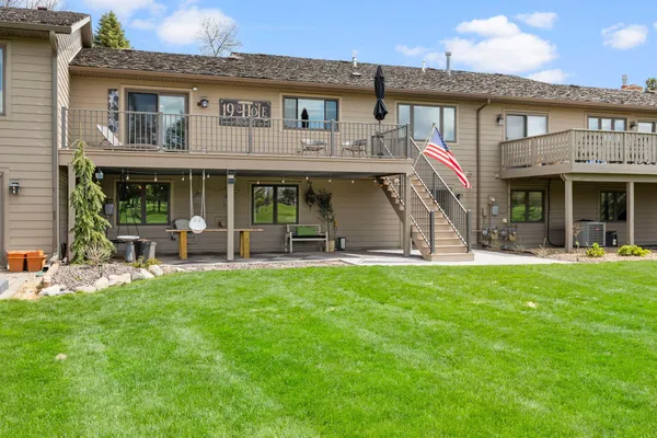 $475,000 | 970 Rolling Greens Lane, Hutchinson, MN 55350