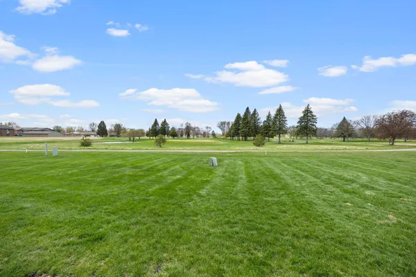 $475,000 | 970 Rolling Greens Lane, Hutchinson, MN 55350