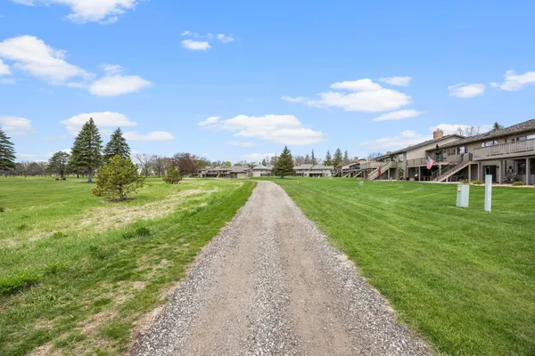 $475,000 | 970 Rolling Greens Lane, Hutchinson, MN 55350