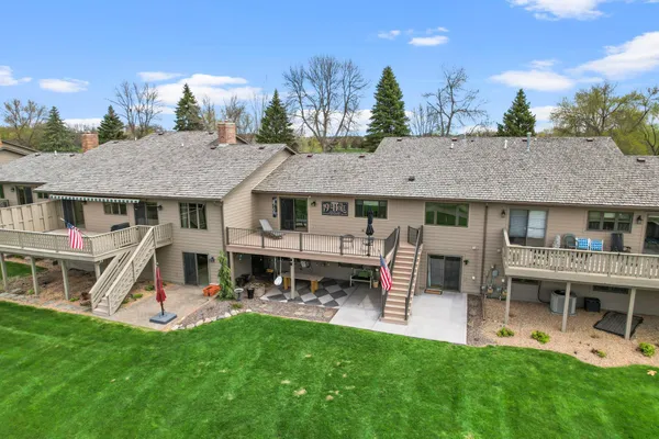 $475,000 | 970 Rolling Greens Lane, Hutchinson, MN 55350
