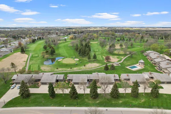 $475,000 | 970 Rolling Greens Lane, Hutchinson, MN 55350
