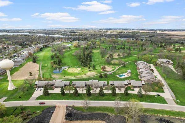 $475,000 | 970 Rolling Greens Lane, Hutchinson, MN 55350