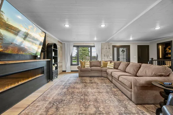 $475,000 | 970 Rolling Greens Lane, Hutchinson, MN 55350