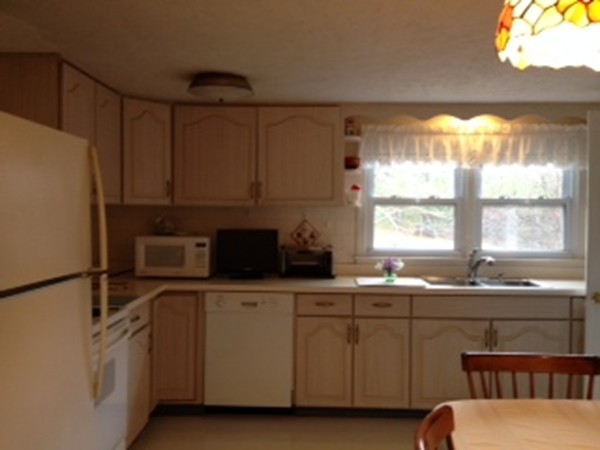 7 Crooked River Road Wareham, MA 02571 - Photo 5 of 20 Gallery Image 5