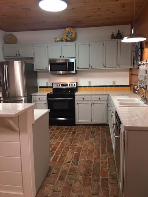 2907 Beech Log Road Watertown, TN 37184 - Photo 28 of 28 view of kitchen