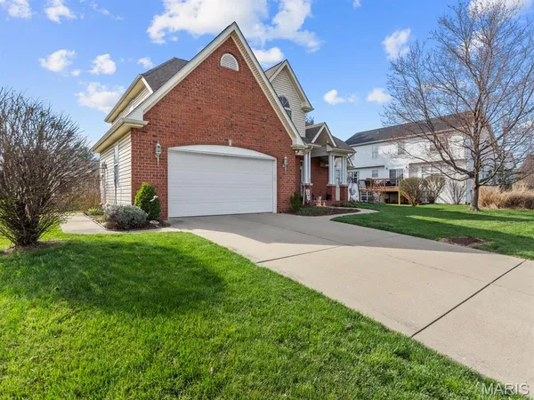 $395,000 | 1219 Quail Ridge Court, Belleville, IL 62221