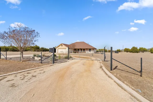 $599,900 | 2000 County Road 116B, Burnet, TX 78611