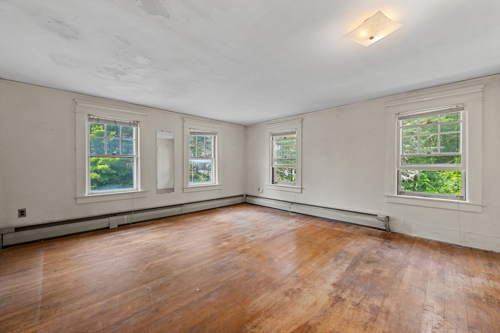 5 North Row Road Sterling, MA 01564 - Photo 22 of 41