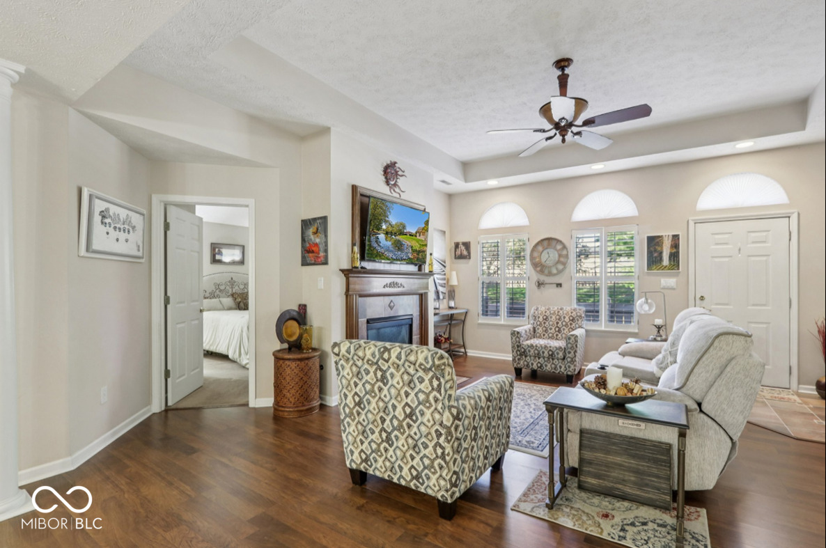 11291 Courtyard Way Fishers, IN 46038 - Photo 13 of 47