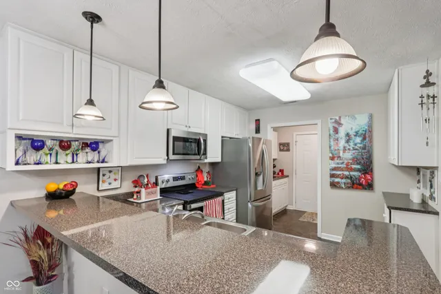 $329,900 | 11291 Courtyard Way, Fishers, IN 46038