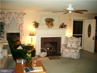 119 East Chelton Road Brookhaven, PA 19015 - Photo 2 of 5 Gallery Image 2