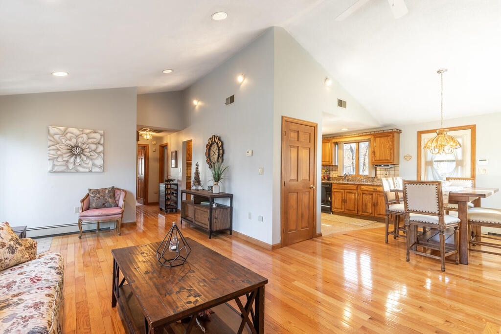 16 Rivers Lane Malden, MA 02148 - Photo 7 of 30 Gallery Image 7
