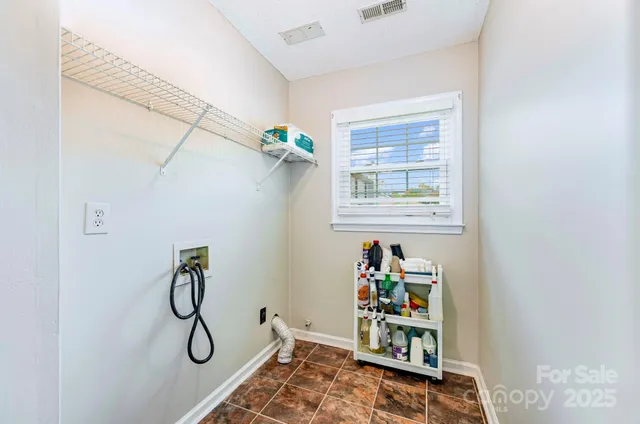 $370,000 | 4306 Wynborough Lane, Charlotte, NC 28269