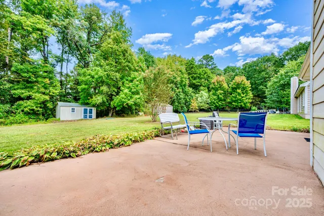 $370,000 | 4306 Wynborough Lane, Charlotte, NC 28269