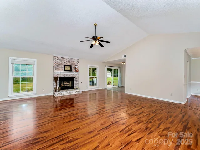 $370,000 | 4306 Wynborough Lane, Charlotte, NC 28269