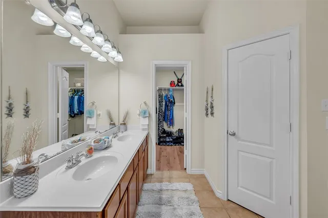 $294,000 | 4328 Twinleaf Drive, Fort Worth, TX 76036