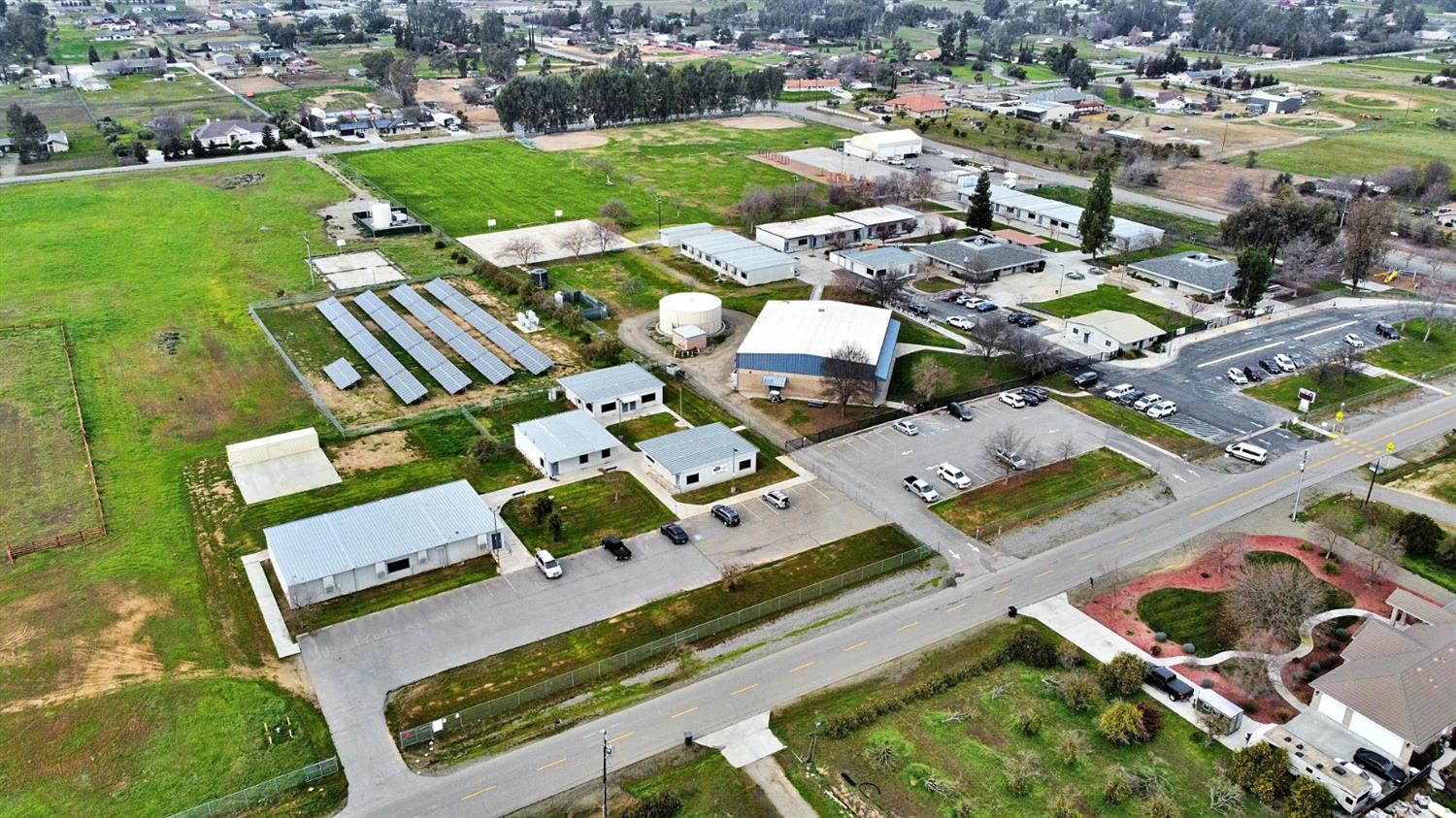 16254 Road 37 Madera, CA 93636 - Photo 35 of 36 an aerial view of residential houses with outdoor space