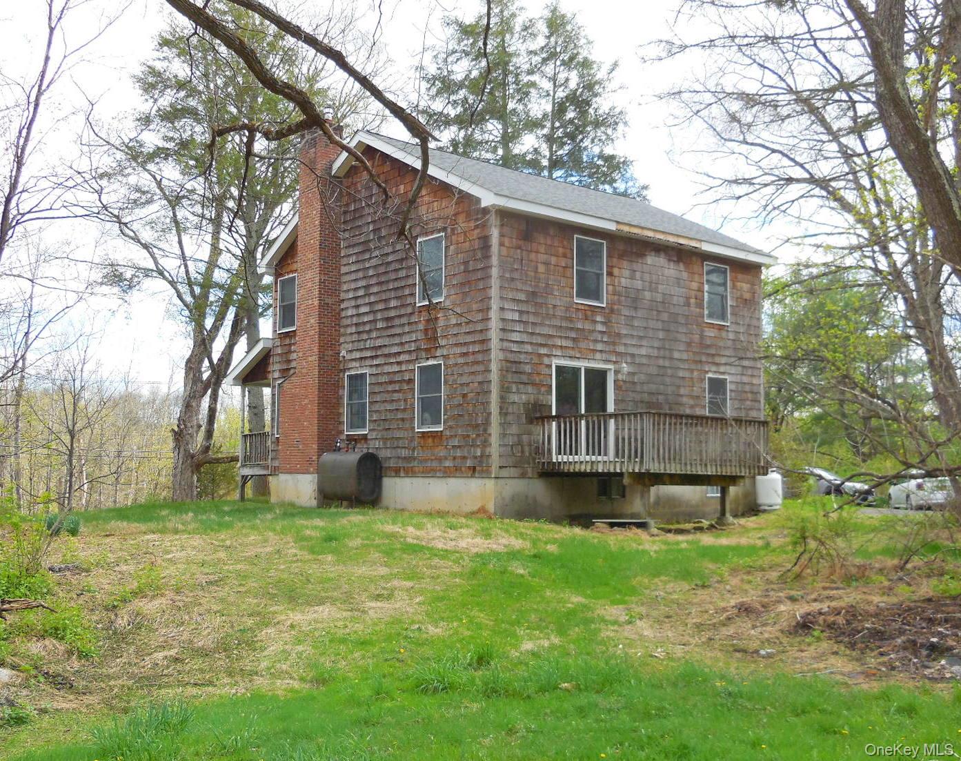 617 Burlingham Road Bloomingburg, NY 12721 - Photo 4 of 9 Deck with patio sliders to diningroom