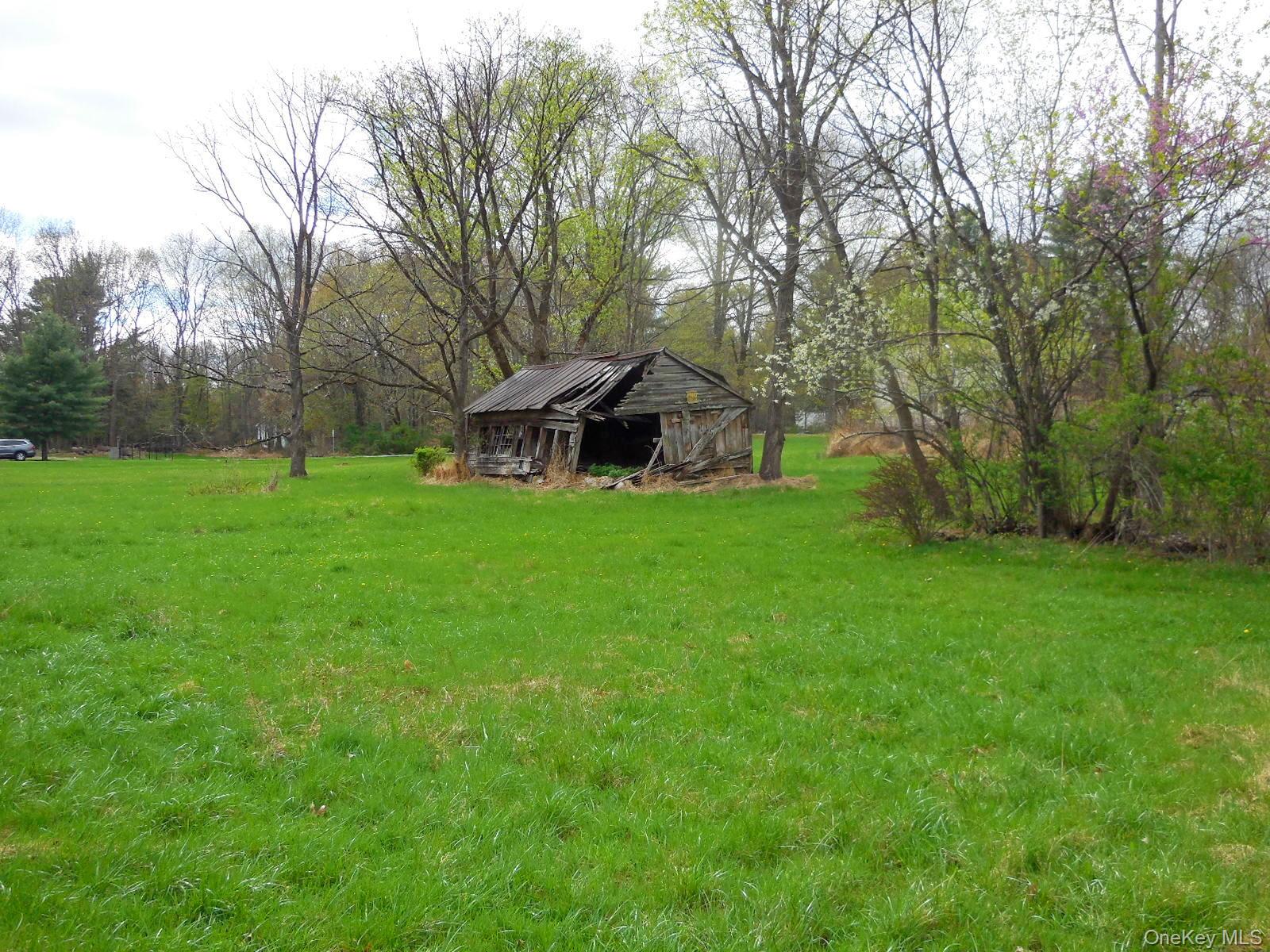 617 Burlingham Road Bloomingburg, NY 12721 - Photo 8 of 9 Once a garage / workshop, could be restored.