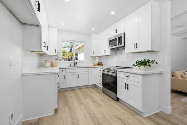 $469,900 | 2627 Stanford Avenue, Clovis, CA 93611