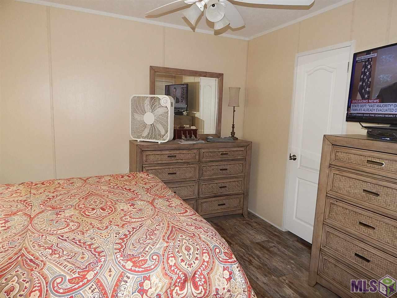 11450 Beco Road St. Amant, LA 70774 - Photo 5 of 8 Gallery Image 5