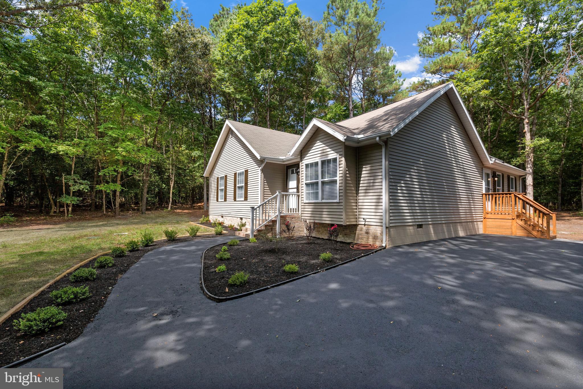 28252 Adkins Road Salisbury, MD 21801 - Photo 7 of 40 Front Corner Exterior