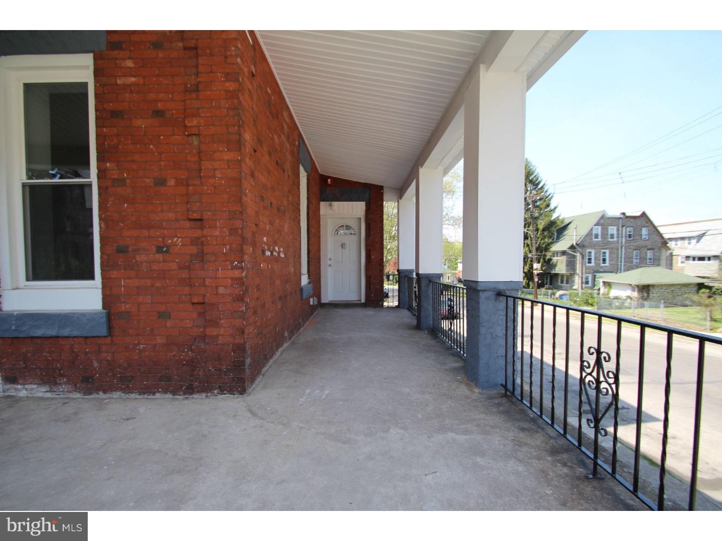 880 Wynnewood Road Philadelphia, PA 19151 - Photo 3 of 24 Gallery Image 3