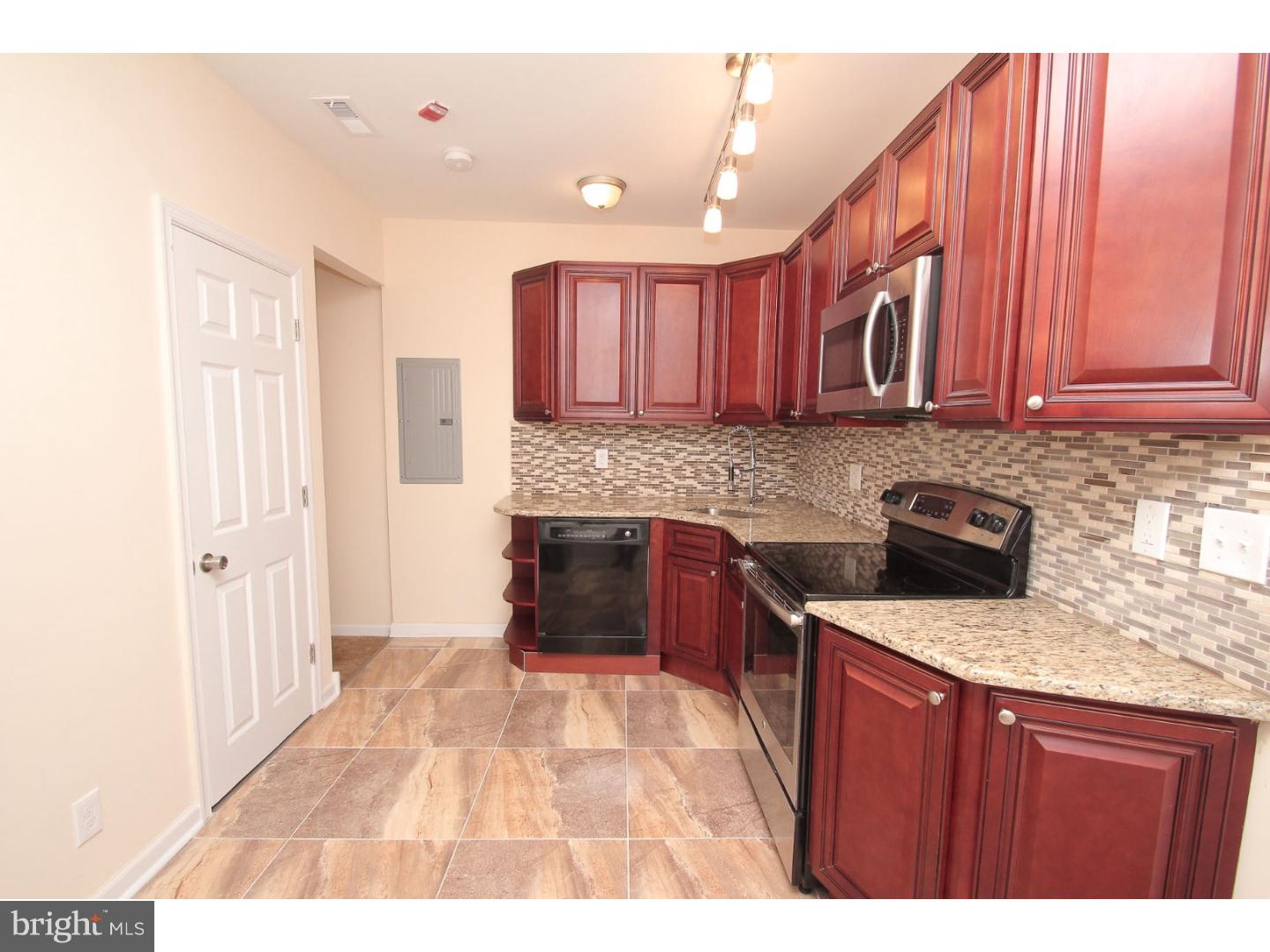 880 Wynnewood Road Philadelphia, PA 19151 - Photo 22 of 24 Gallery Image 22