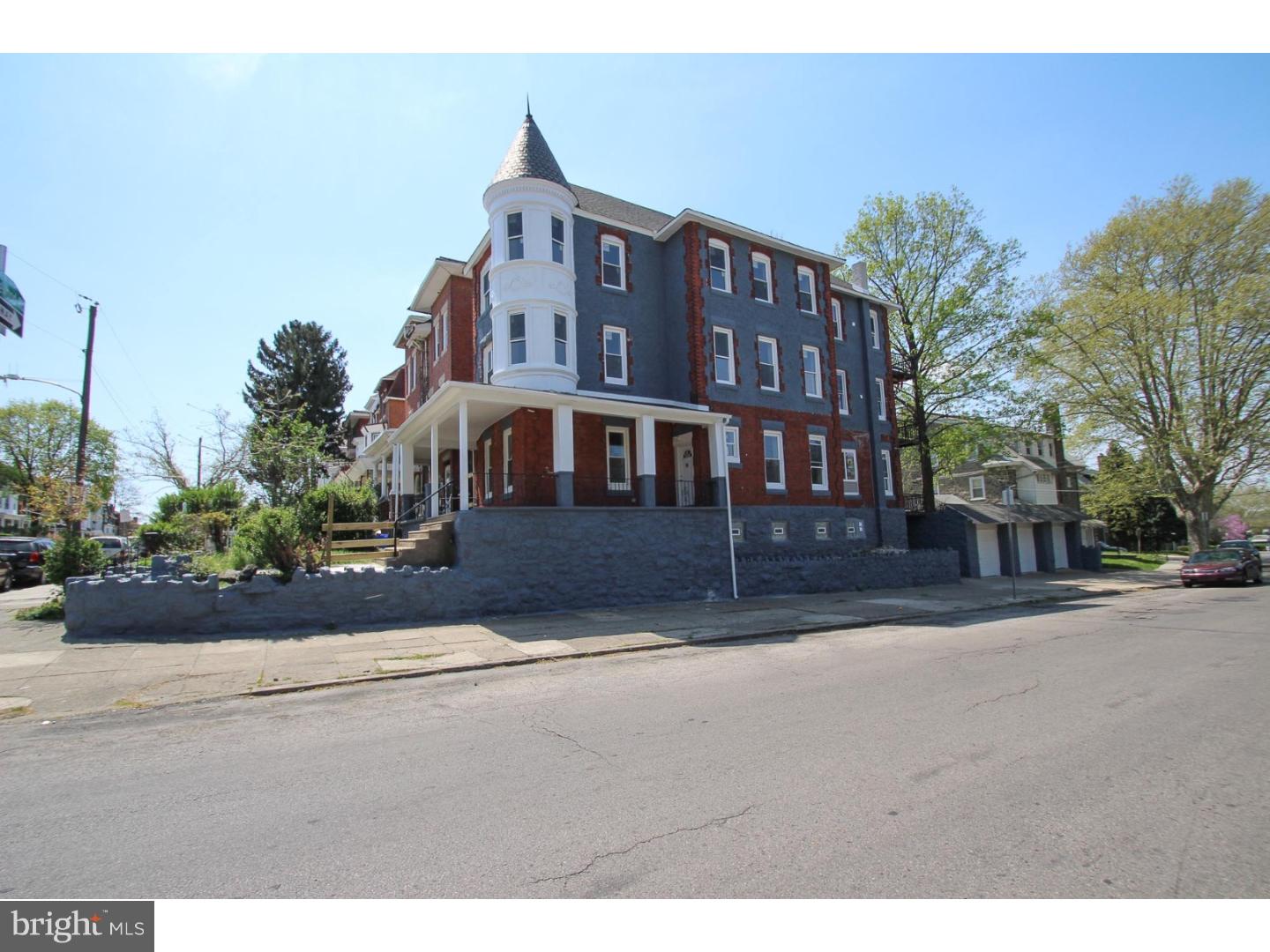 880 Wynnewood Road Philadelphia, PA 19151 - Photo 5 of 24 Gallery Image 5