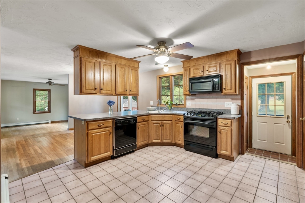 24 Ryders Lane Marshfield, MA 02050 - Photo 11 of 27