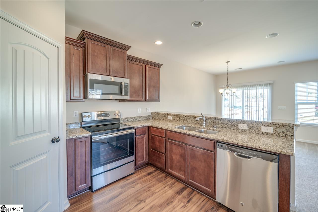 719 Hayden Lane Inman, SC 29349 - Photo 4 of 15