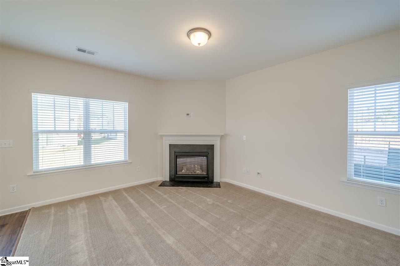 719 Hayden Lane Inman, SC 29349 - Photo 5 of 15