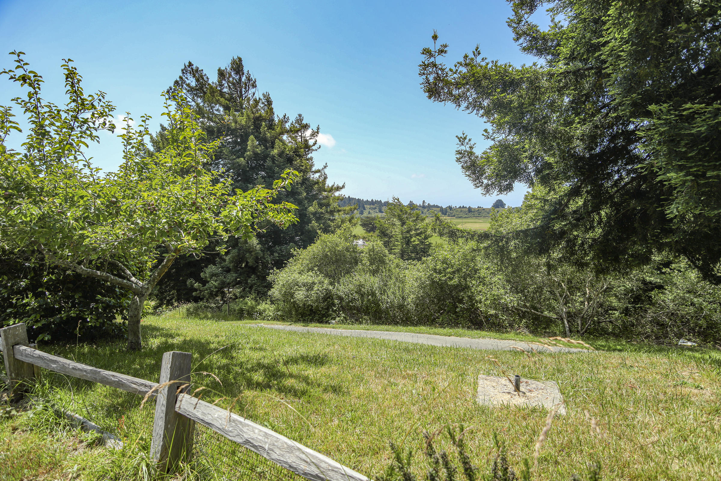 6227 Elk River Road Eureka, CA 95503 - Photo 26 of 41