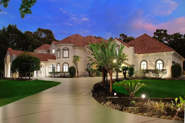 $2,399,900 | 23508 Twin Oaks Drive, Spring, TX 77389