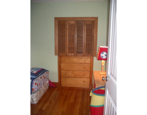 16 Pomeroy Road North Reading, MA 01864 - Photo 13 of 24 Gallery Image 13
