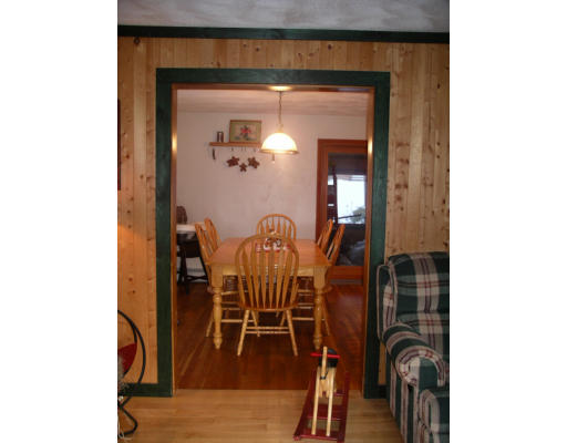 16 Pomeroy Road North Reading, MA 01864 - Photo 5 of 24 Gallery Image 5