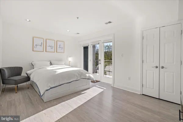 $6,900 | 1610 11th Street Northwest, Unit 3B, Washington, DC 20001