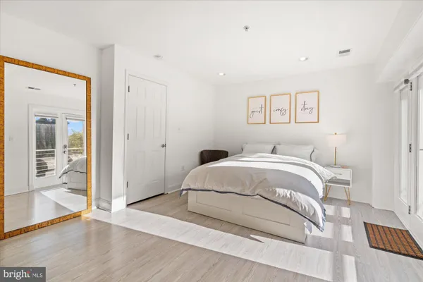 $6,900 | 1610 11th Street Northwest, Unit 3B, Washington, DC 20001