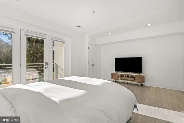 $6,900 | 1610 11th Street Northwest, Unit 3B, Washington, DC 20001