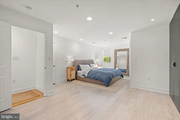 $6,900 | 1610 11th Street Northwest, Unit 3B, Washington, DC 20001