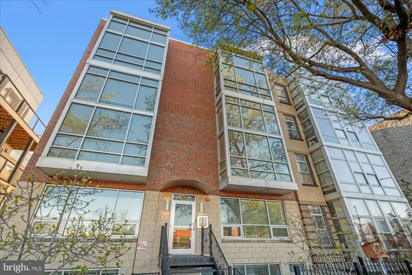 $6,900 | 1610 11th Street Northwest, Unit 3B, Washington, DC 20001