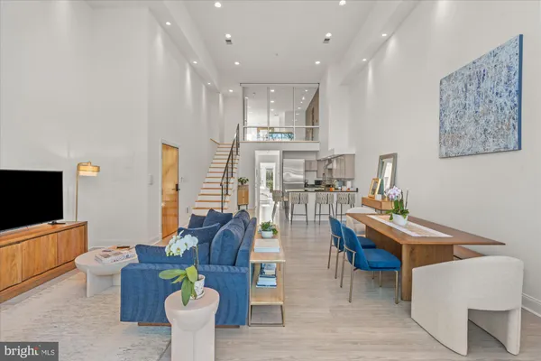 $6,900 | 1610 11th Street Northwest, Unit 3B, Washington, DC 20001