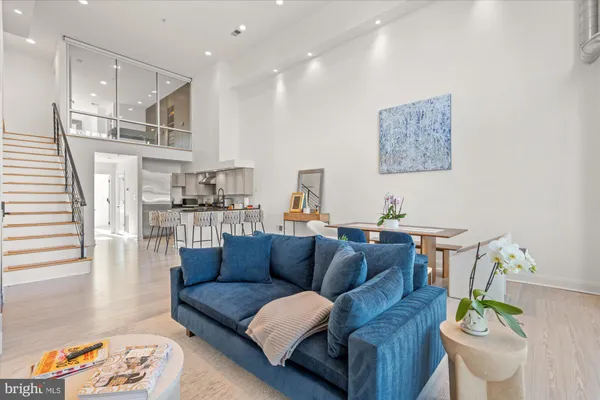 $6,900 | 1610 11th Street Northwest, Unit 3B, Washington, DC 20001