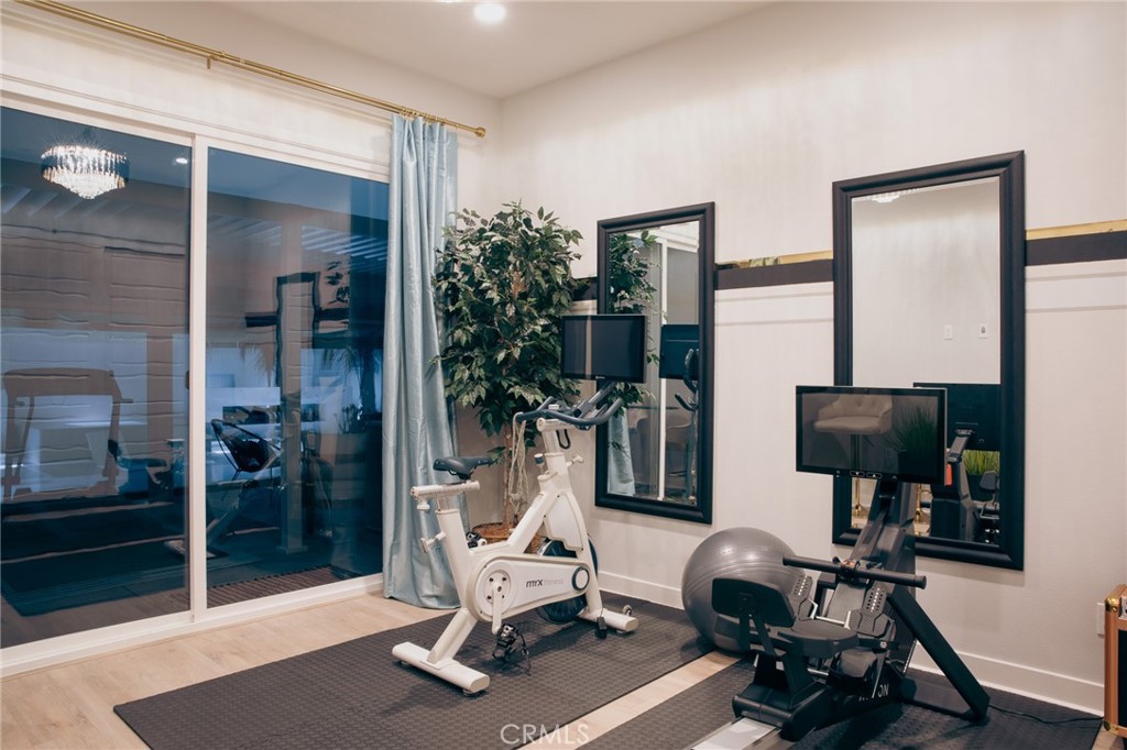 28618 Bloom Lane Saugus, CA 91350 - Photo 14 of 43