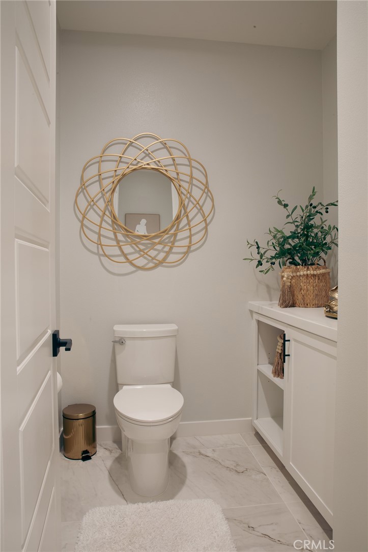 28618 Bloom Lane Saugus, CA 91350 - Photo 32 of 43